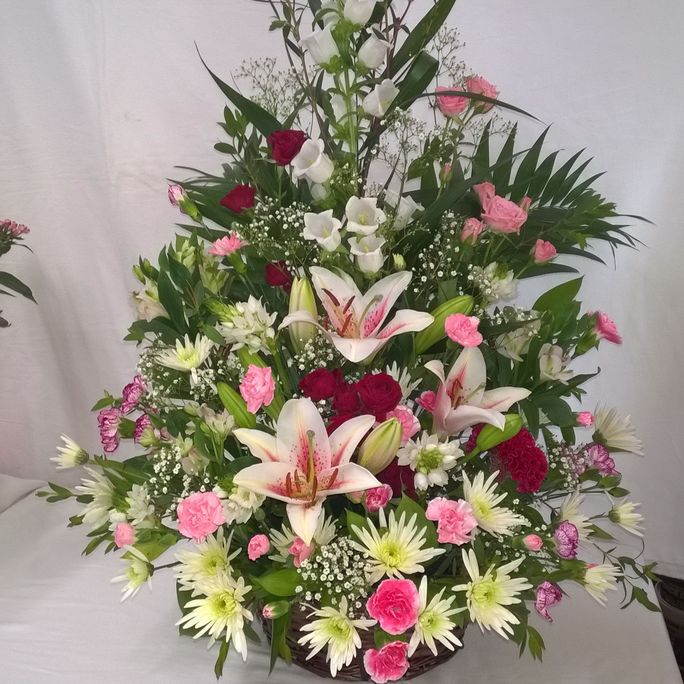 Large Front Facing Fresh Flower Arrangement 