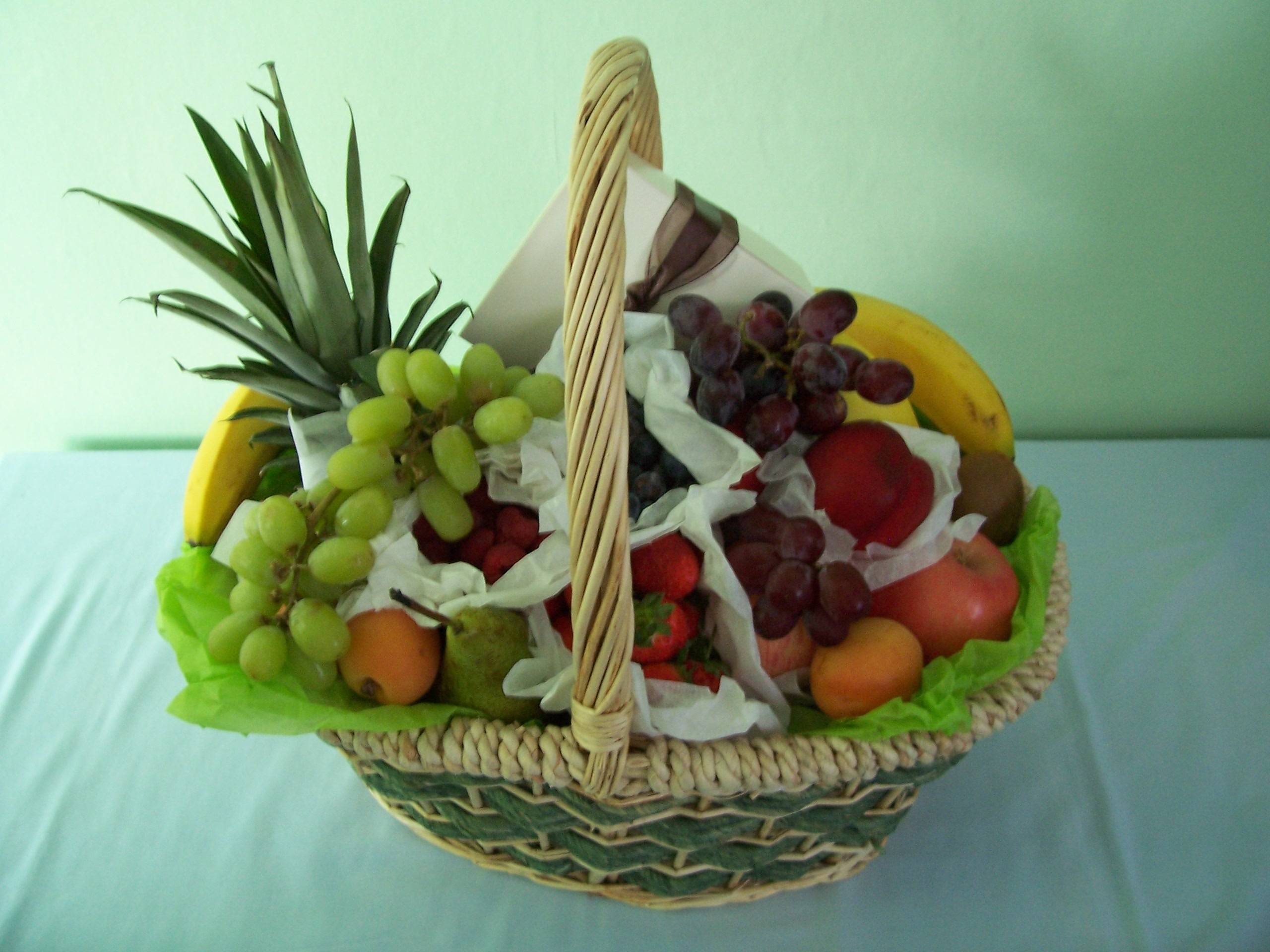 Fresh Fruit basket 