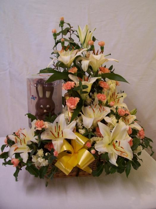 Easter fresh Flower Basket with Chocolate 