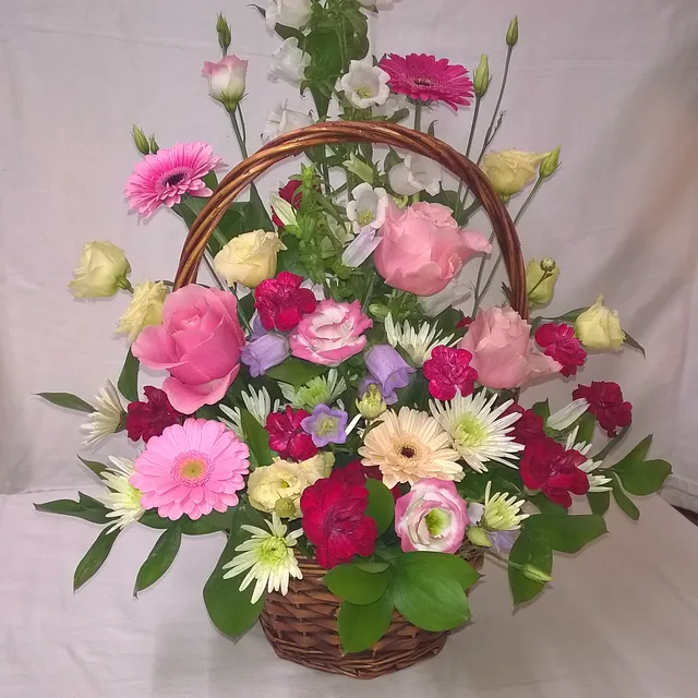 Basket Arrangement Front Facing 